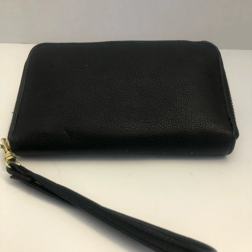 Target wristlet/wallet